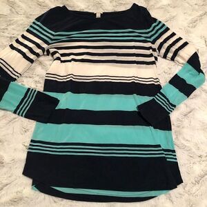 𝅺j. Crew lightweight long sleeve tee size XS
